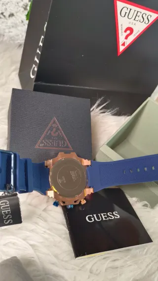 Reloj Guess Hombre Azul y Dorado