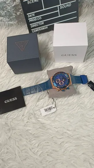 Reloj Guess Hombre Azul y Dorado