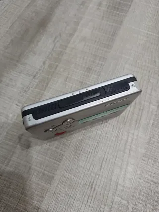 Sony Walkman Radio Cassette-Corder WM-GX670