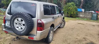 Mitsubishi Montero 2006