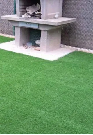 Césped artificial decorativo