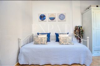 Diván Cama Blanco Pikolin con Colchón