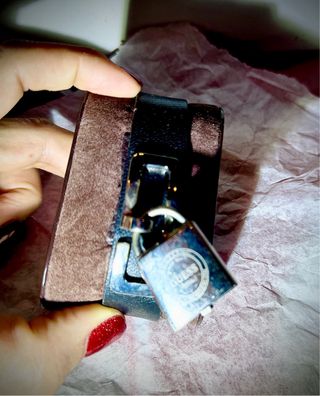 Reloj Guess Diseño Candado Negro/plateado