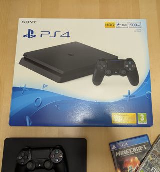 PS4 Slim 500GB + 2 Mandos + 3 Juegos