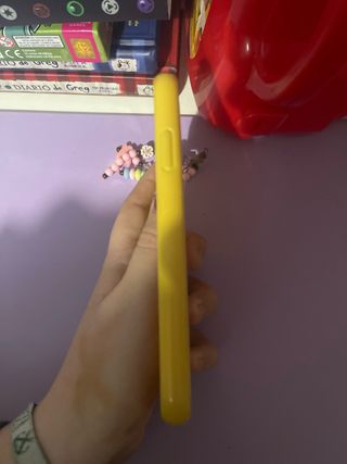 Funda Bob Esponja iPhone XR/11