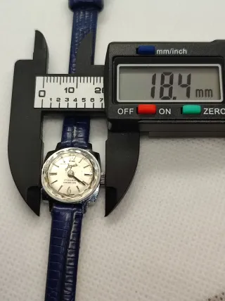 Vintage Watch - Swiss Made - Ladies