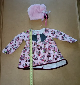 Vestido + Gorro + Medias Paola Reina 50 cm