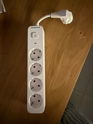 Regleta - enchufe de  4 tomas con interruptor