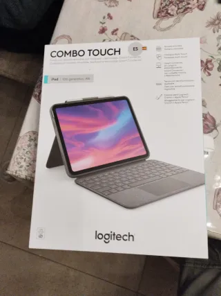 Logitech Combo Touch iPad 10ª Gen Gris