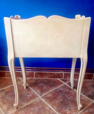 Comodini Antichi Stile Luigi XV Beige in Legno