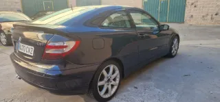 Mercedes-Benz c220 sportscoupe 2003