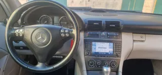 Mercedes-Benz c220 sportscoupe 2003