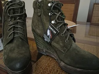 Botín Geox Piel Verde Oscuro Talla 40