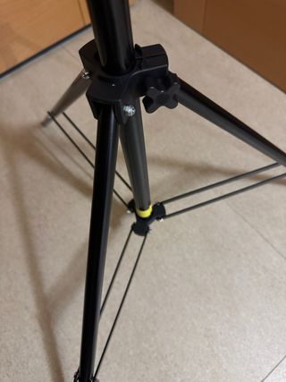 TRIPODES DE ILUMINACION