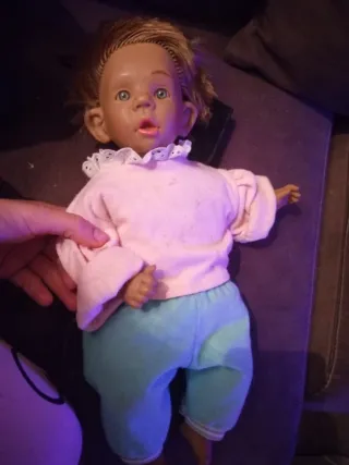 Muñeco ojos azules coleccionista