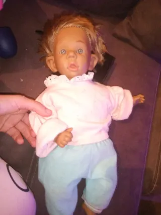 Muñeco ojos azules coleccionista