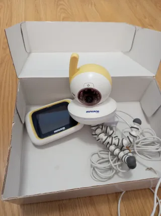 Vigilabebés Miniland