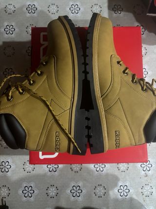 Botas Kappa Marrones y Negras