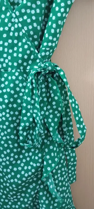 Vestido verde estampado flores