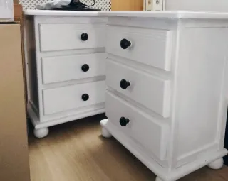 2 Mesitas, mesilla noche blancas