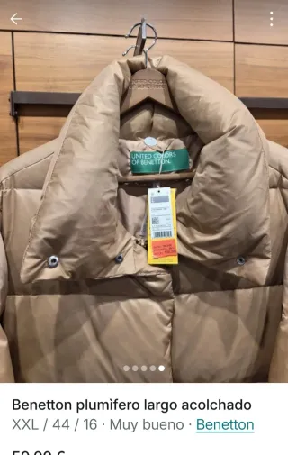 Benetton plumífero largo dorado.