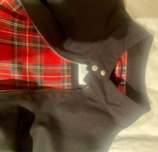 Cazadora Pull&Bear Negra y Roja Talla M