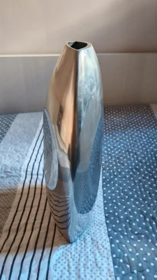 Jarrón Decorativo Plateado