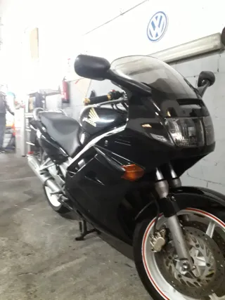 Honda VFR 750 F 1991