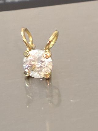 Colgante Oro 18k con 0.90 Ct Diamante Natural