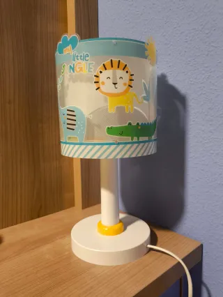 Juego lámparas infantiles de techo y mesilla