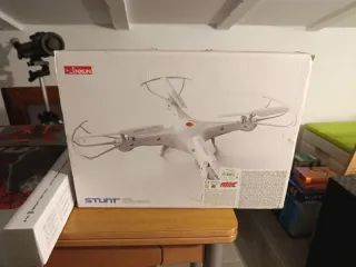 Drone Induxn Stunt Blanco