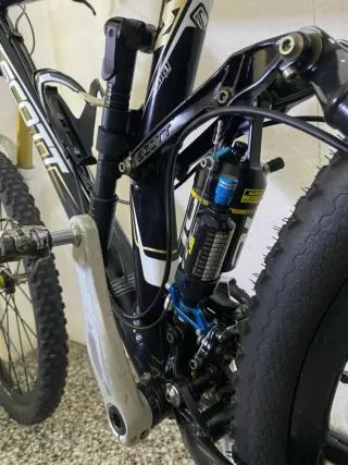 Bici MTB Scott Genius MC 40 Doppia Sospensione