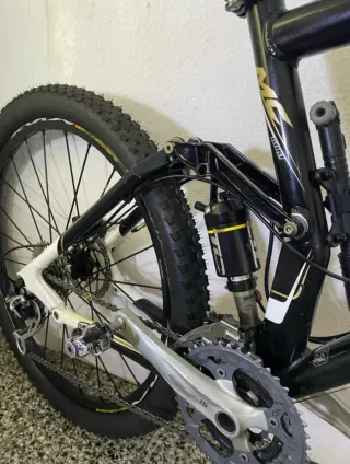 Bici MTB Scott Genius MC 40 Doppia Sospensione