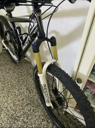 Bici MTB Scott Genius MC 40 Doppia Sospensione