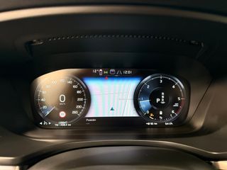 Volvo V60 B4 Momentum Pro Automático Diesel 197Cv