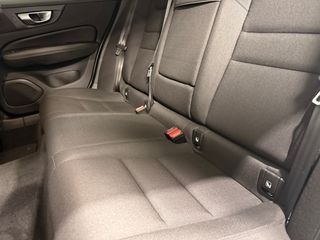 Volvo V60 B4 Momentum Pro Automático Diesel 197Cv