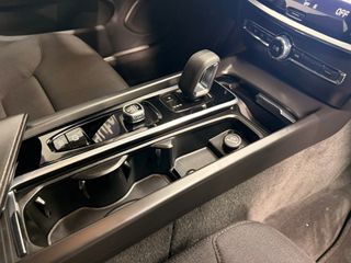 Volvo V60 B4 Momentum Pro Automático Diesel 197Cv