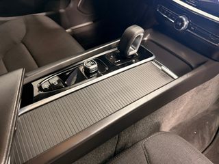 Volvo V60 B4 Momentum Pro Automático Diesel 197Cv