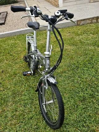 Bicicleta Eléctrica Plegable Gris, Marca Coluver.