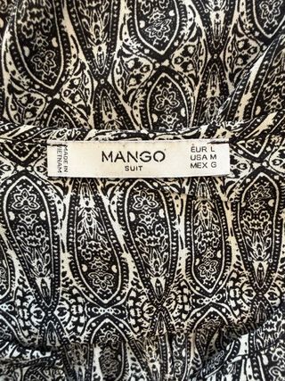 Camisa tipo túnica, manga larga de Mango. Talla L