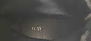 Botas negras con cremallera NUEVAS