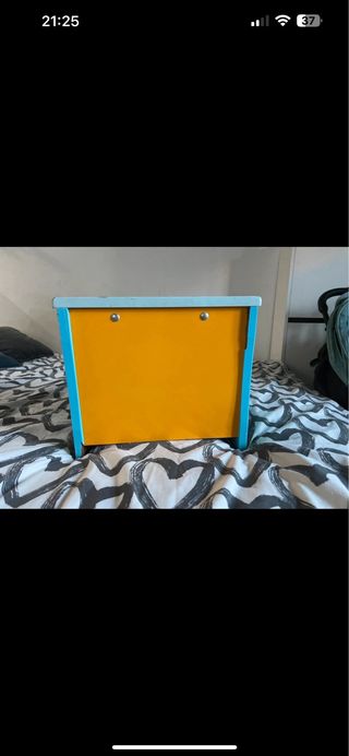 Piano infantil de madera