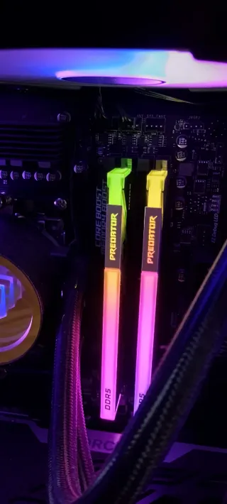 PC Gaming Ryzen 7 7800X3D 32GBRam 2TSSD RTX4070pro