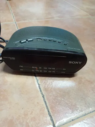 Radio Despertador Sony ICF-C211 Gris