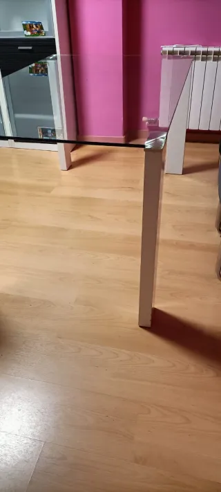 Mesa de comedor de cristal