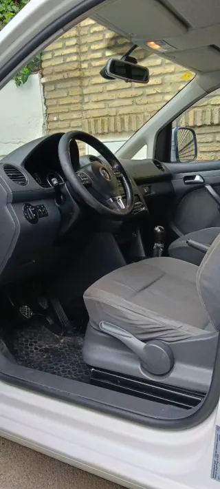 Volkswagen Caddy 2014