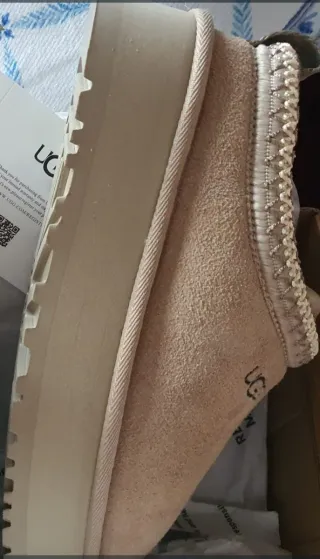 Zuecos UGG Beige Talla (38)