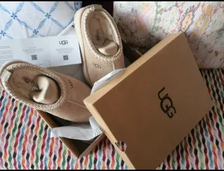 Zuecos UGG Beige Talla (38)