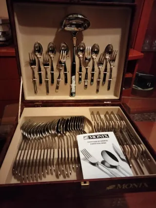 Monix Cubiertos Set Completo