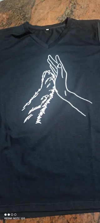 T-shirt unisex nera con stampa